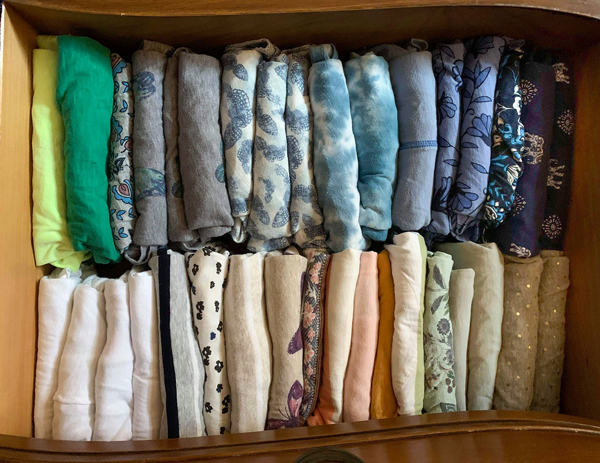 folded t-shirts, Kondo Style